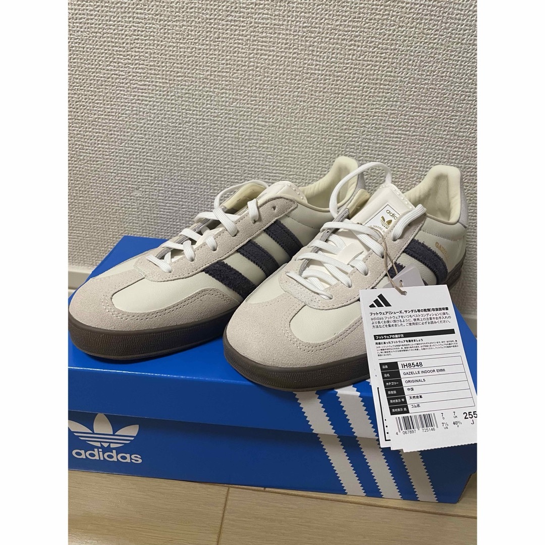 adidas(アディダス)のadidas gazelle indoor emmi 25.5cm レディースの靴/シューズ(スニーカー)の商品写真