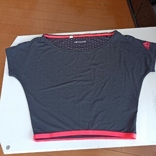 アディダス(adidas)のアディダススポーツシャツ(Tシャツ(半袖/袖なし))
