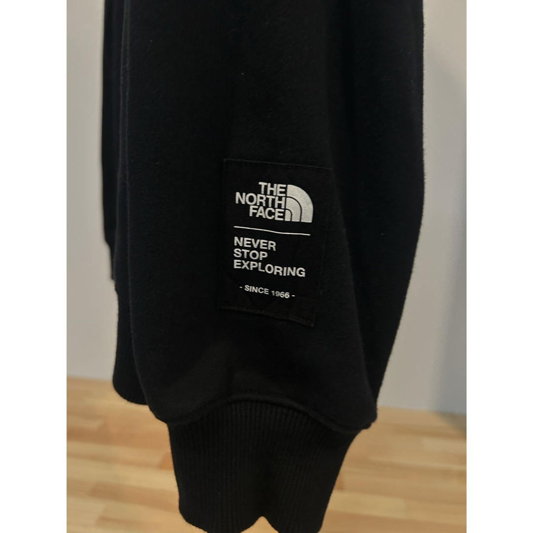 THE NORTH FACE(ザノースフェイス)のエッセンシャルスウェットシャツ　トレーナー メンズのトップス(スウェット)の商品写真