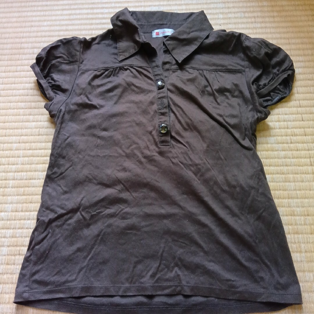 ブラウン色　半袖ポロシャツM レディースのトップス(ポロシャツ)の商品写真