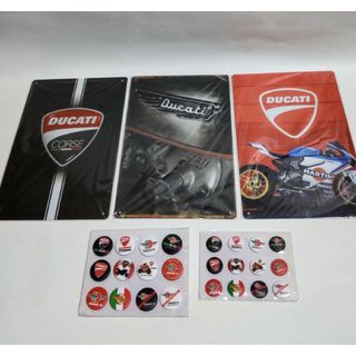 Ducati - ドゥカティ DUCATI ブリキ看板 3枚 缶バッジ 12枚 × 2セット