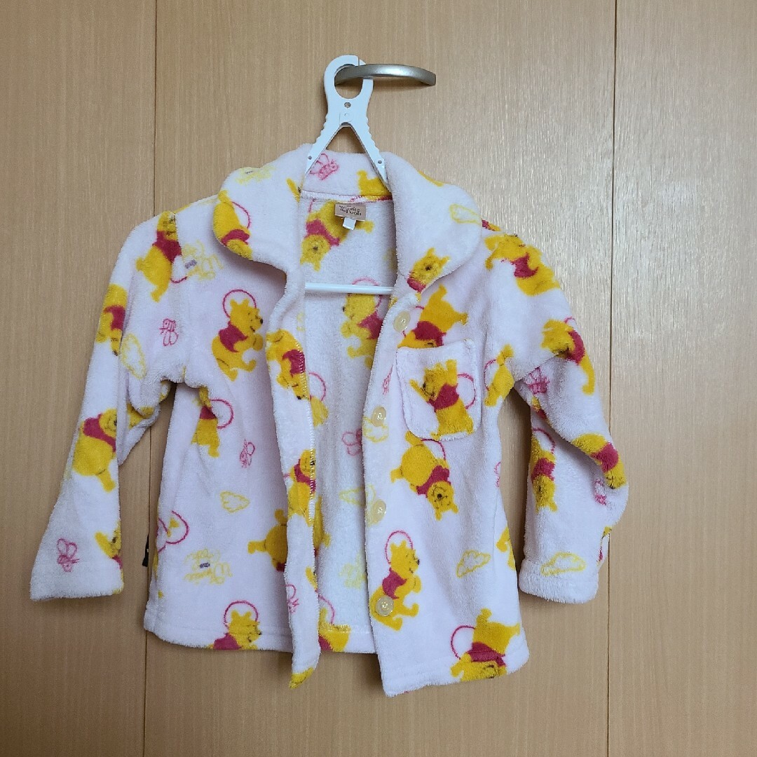 パジャマ(くまのプーさん)　110センチ キッズ/ベビー/マタニティのキッズ服女の子用(90cm~)(パジャマ)の商品写真