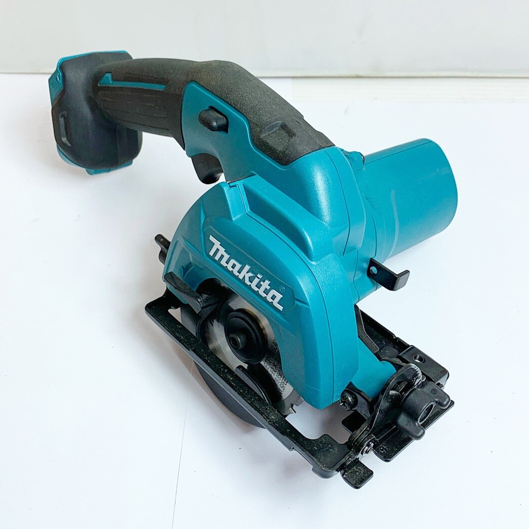 Makita(マキタ)の♭♭MAKITA マキタ 85mm 充電式丸ノコ　2021年製  本体のみ HS301D ブルー インテリア/住まい/日用品のインテリア/住まい/日用品 その他(その他)の商品写真