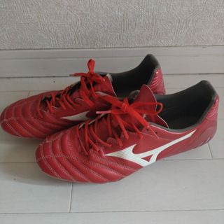 ミズノ(MIZUNO)のモナルシーダネオ2 pro 26.5 パッションレッド✕ホワイト(サッカー)