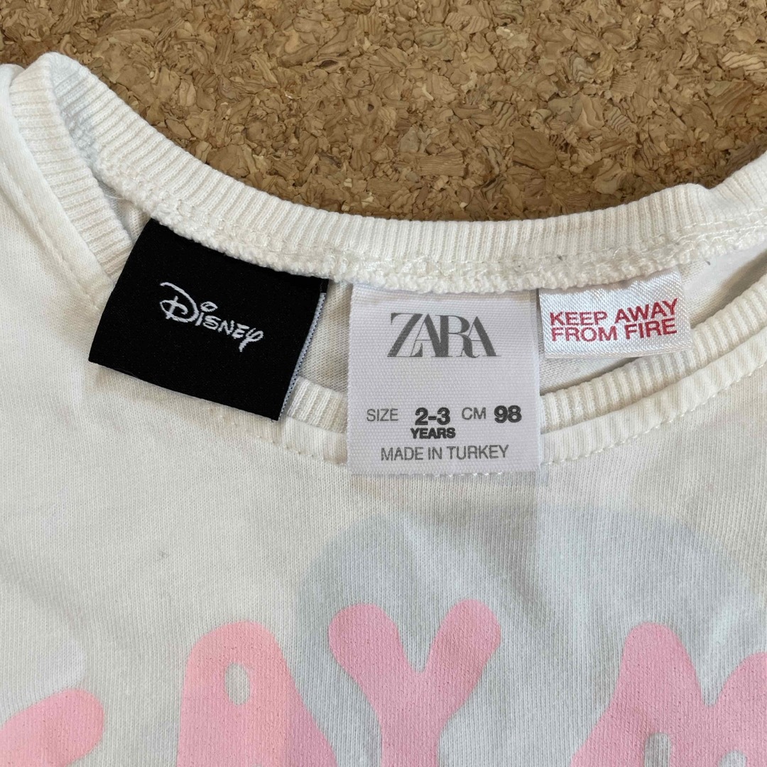 ZARA KIDS(ザラキッズ)のミニーちゃん柄 Tシャツ&ショートパンツ 98センチ キッズ/ベビー/マタニティのキッズ服女の子用(90cm~)(Tシャツ/カットソー)の商品写真