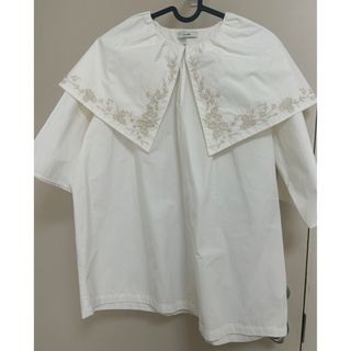 クラネ(CLANE)のCLANE BIG COLLAR EMBROIDERY TOPS(シャツ/ブラウス(半袖/袖なし))