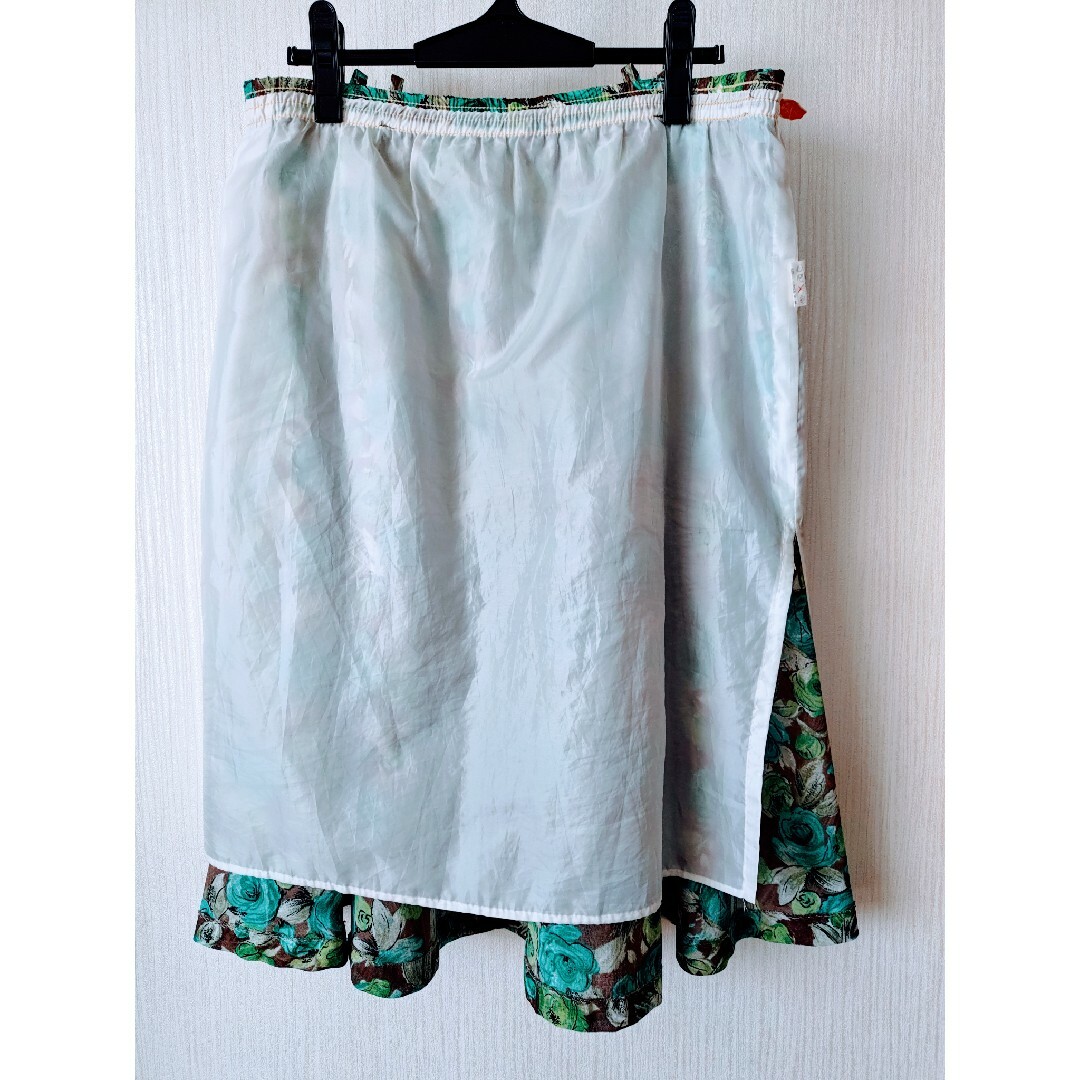 スカート　レトロ　グリーン　M〜L　ゆったり　フレア　匿名配送 レディースのスカート(ひざ丈スカート)の商品写真