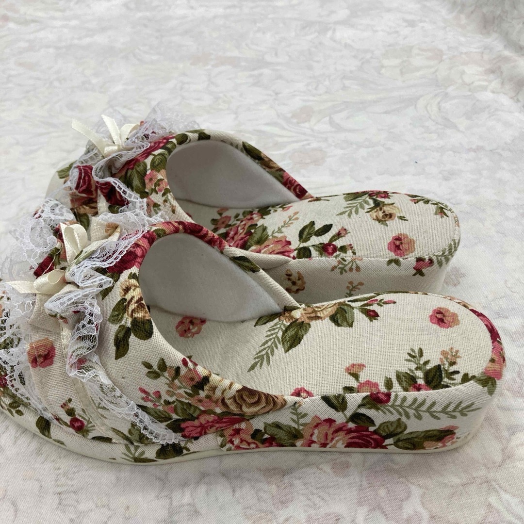 白薔薇フリルレースヒール アップスリッパパンタロン スリッパ美脚スリッパ レディースの靴/シューズ(サンダル)の商品写真