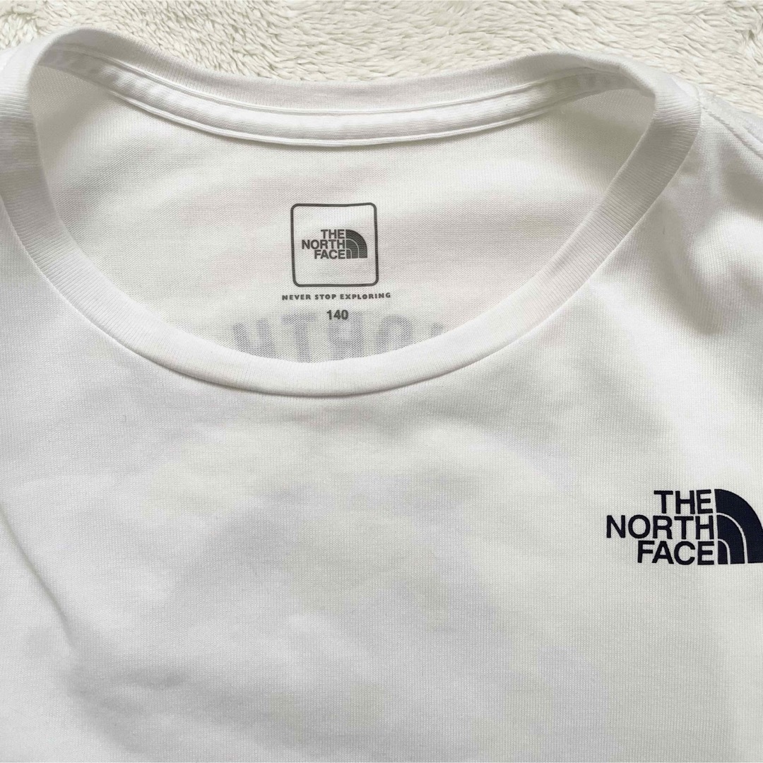 THE NORTH FACE(ザノースフェイス)のTHE NORTH FACE 半袖Tシャツ　140cm キッズ/ベビー/マタニティのキッズ服男の子用(90cm~)(Tシャツ/カットソー)の商品写真