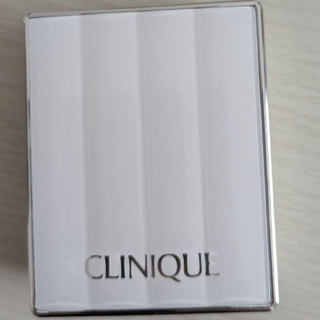 CLINIQUE パウダーファンデーション ケース付