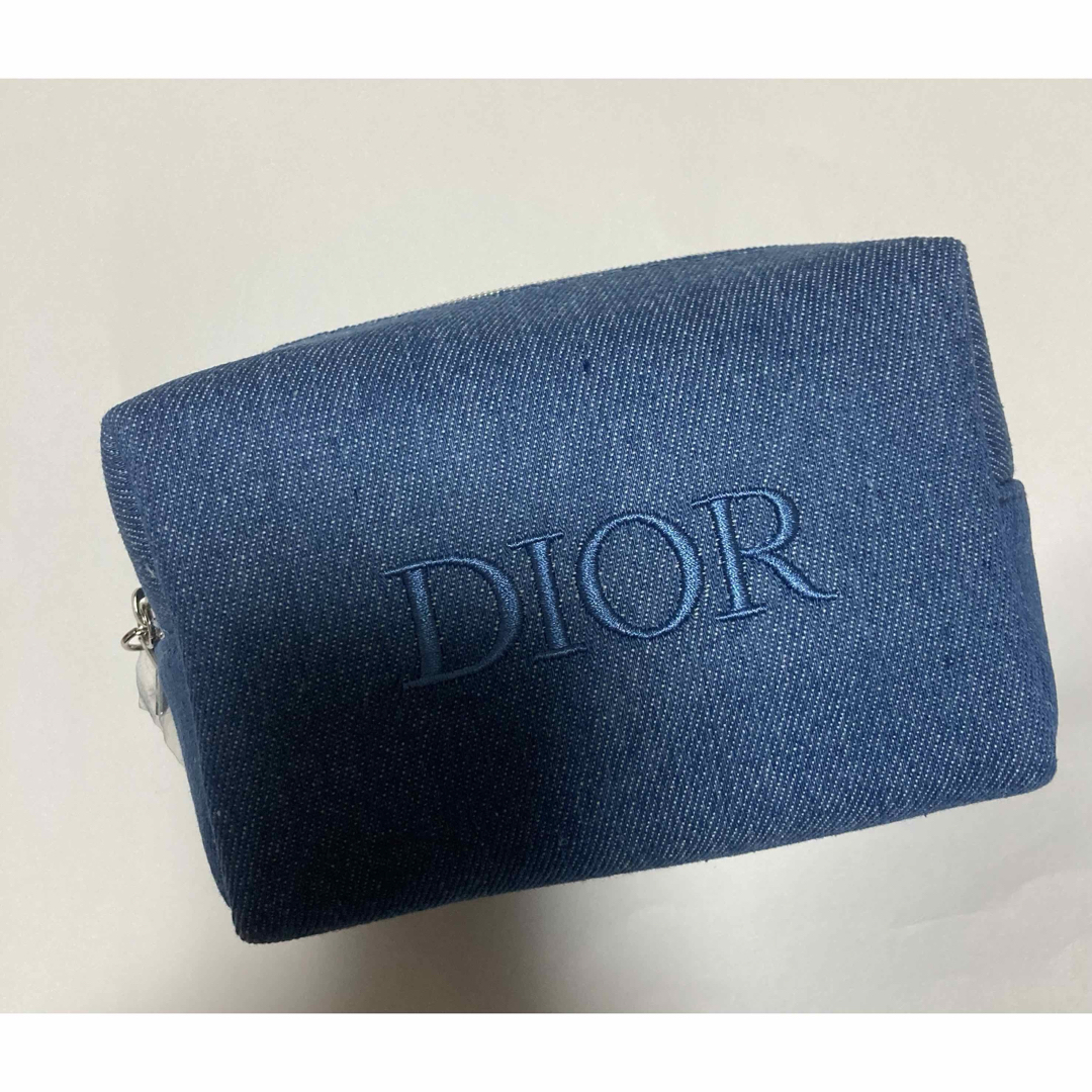 Christian Dior(クリスチャンディオール)の【新品未使用】 diorデニムポーチ  ディオール レディースのファッション小物(ポーチ)の商品写真