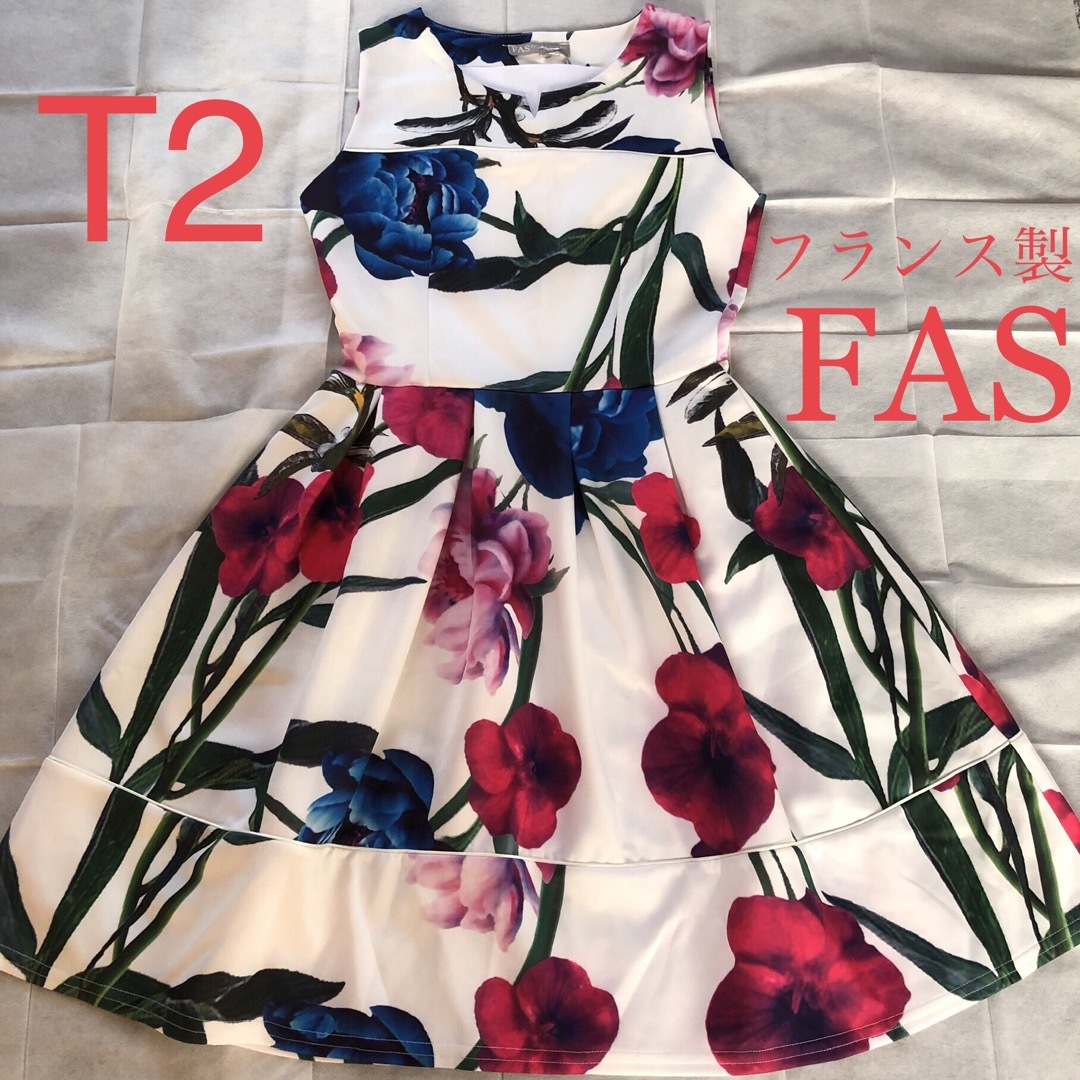 armoire caprice(アーモワールカプリス)の【未使用】フランス製☆FAS☆華やか！花柄ストレッチワンピース☆Mサイズ位 レディースのワンピース(ひざ丈ワンピース)の商品写真