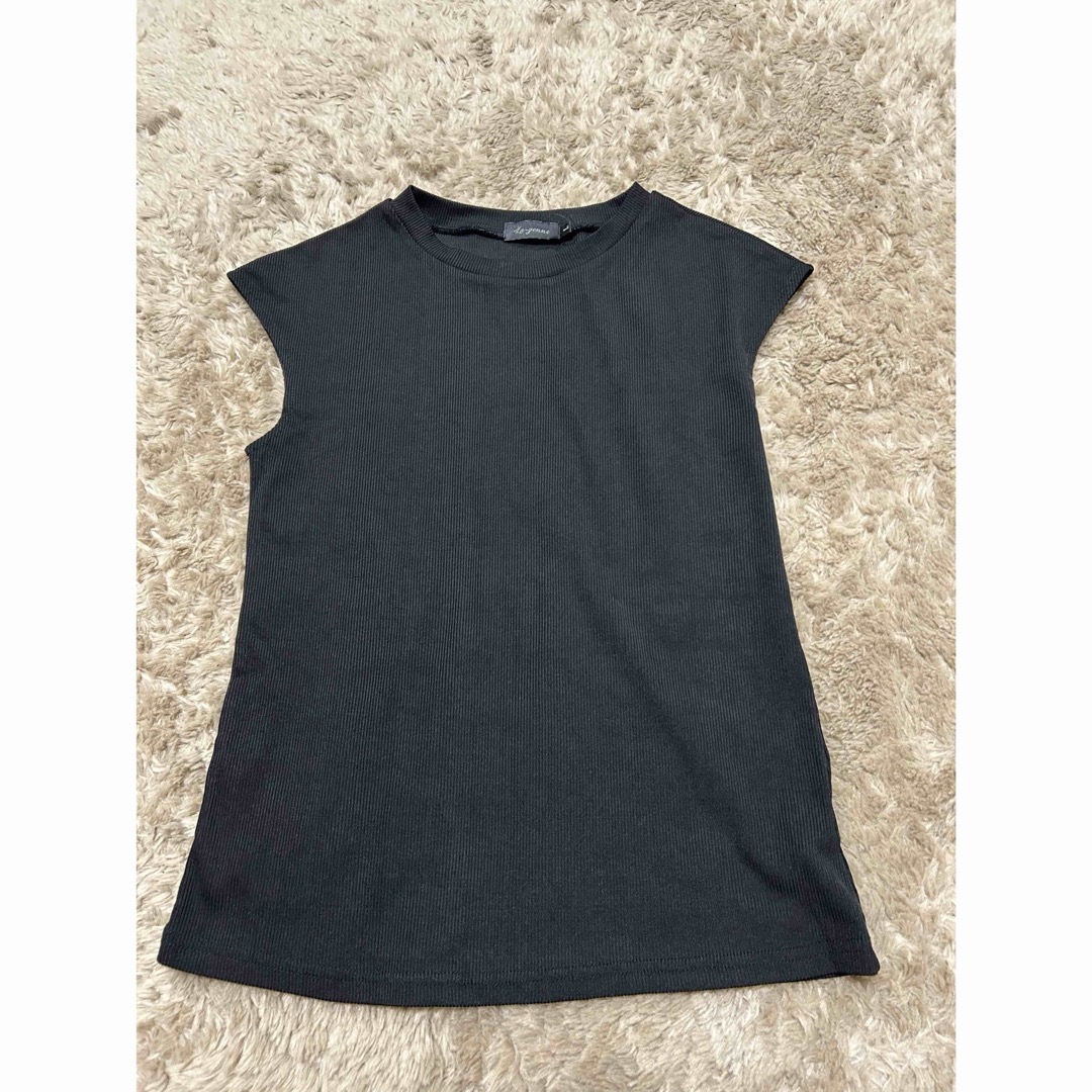 フレンチスリープ　トップス　黒 レディースのトップス(Tシャツ(半袖/袖なし))の商品写真
