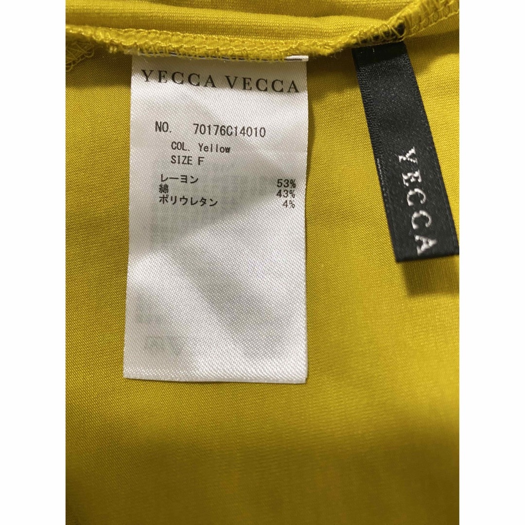 YECCA VECCA(イェッカヴェッカ)のYECCA VECCA カットソー　半袖　イエロー　トップス レディースのトップス(カットソー(半袖/袖なし))の商品写真