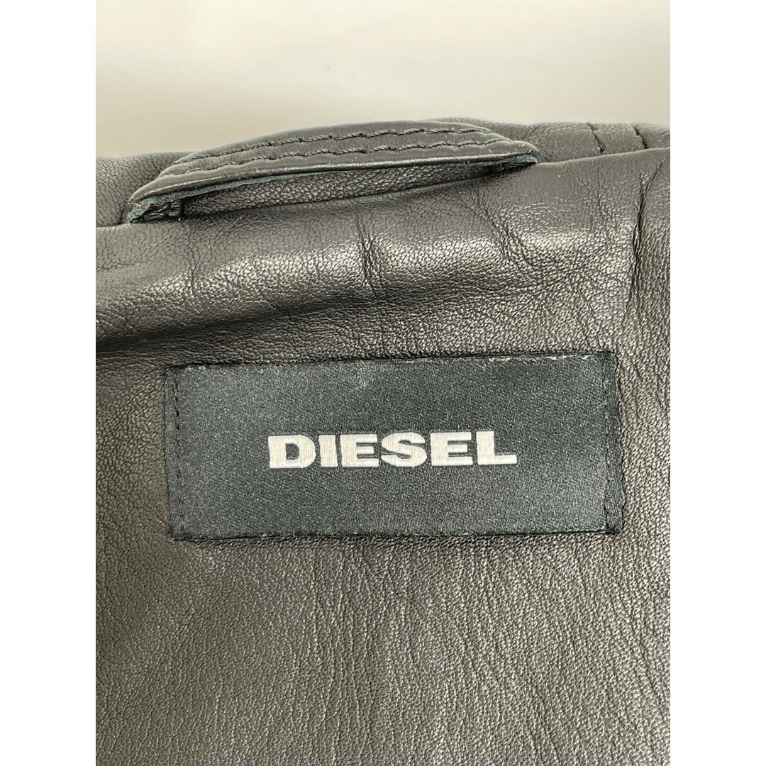 DIESEL(ディーゼル)のディーゼル ﾌﾞﾗｯｸxｸﾞﾚｰxｱｲﾎﾞﾘｰ ﾚｻﾞｰ ｼﾞｯﾌﾟｱｯﾌﾟｼﾞｬｹｯﾄ L メンズのジャケット/アウター(その他)の商品写真