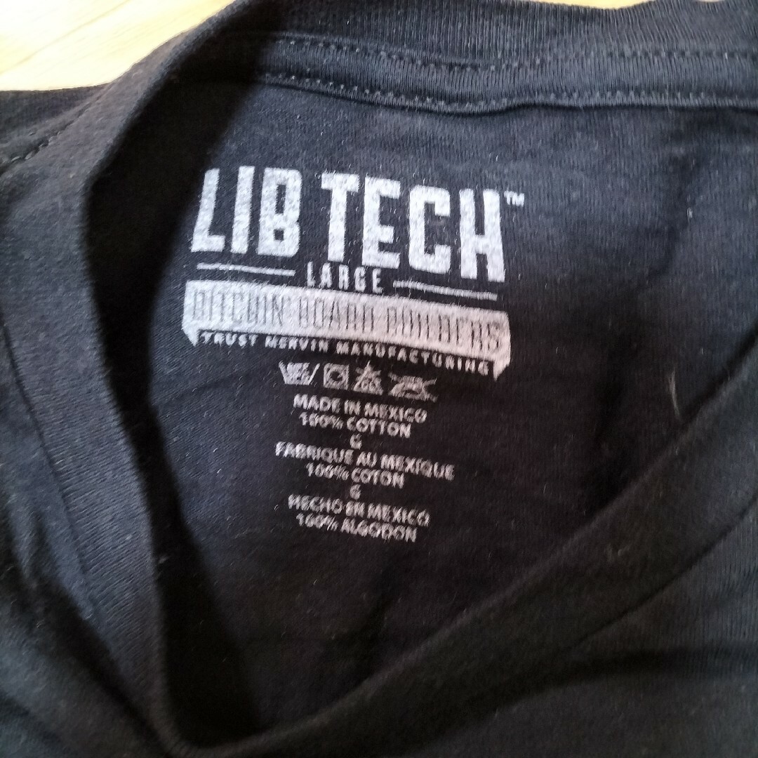 LIB TECH(リブテック)の中古　LIB TECH　メンズTシャツ　L　匿名配送 メンズのトップス(Tシャツ/カットソー(半袖/袖なし))の商品写真