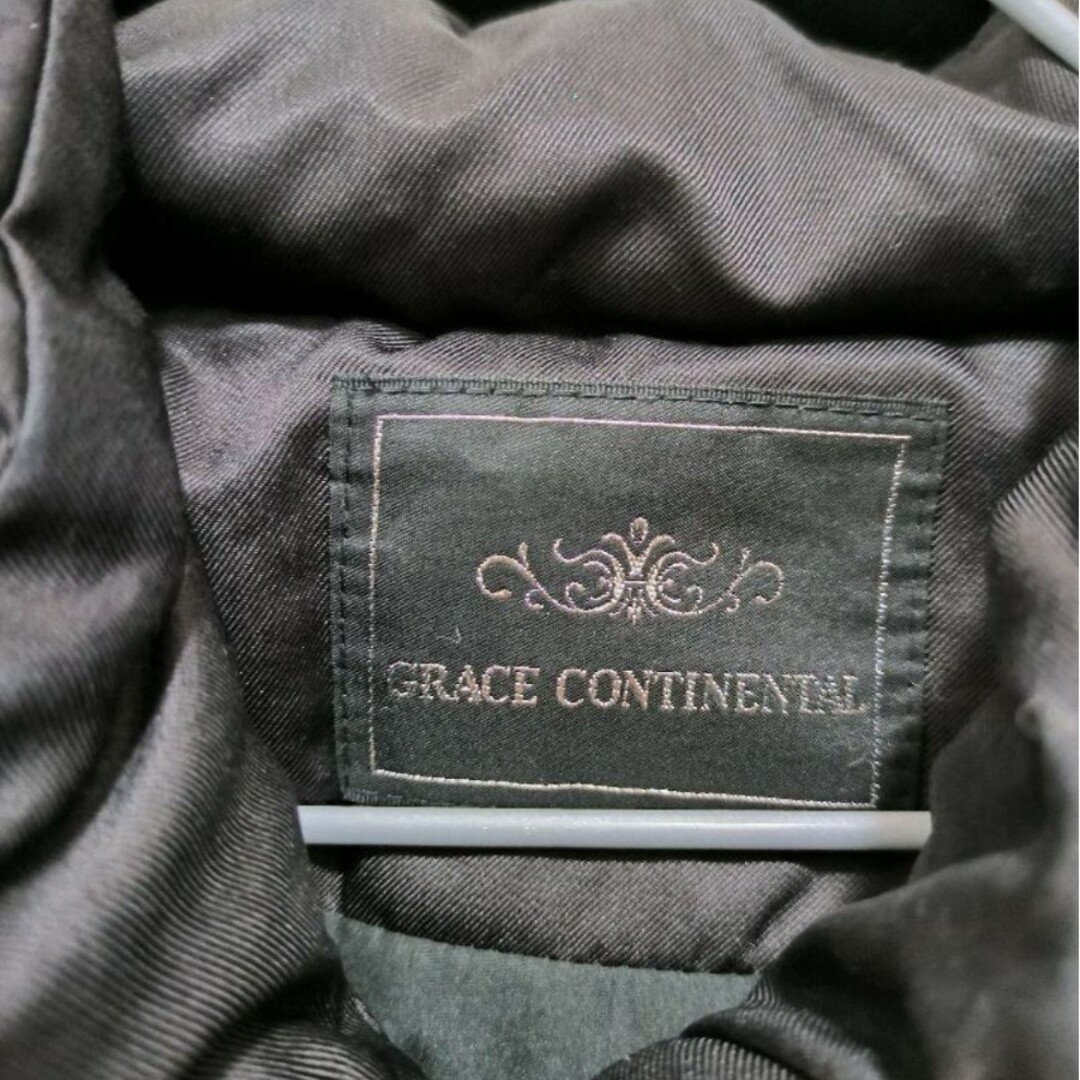 GRACE CONTINENTAL(グレースコンチネンタル)の高級【希少】20周年アニバーサリー  ファーショートダウン リアルファー レディースのジャケット/アウター(ダウンコート)の商品写真