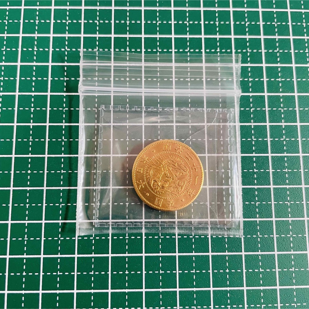 旧5圓金貨 明治21年　レプリカコイン　旧5円 エンタメ/ホビーの美術品/アンティーク(貨幣)の商品写真