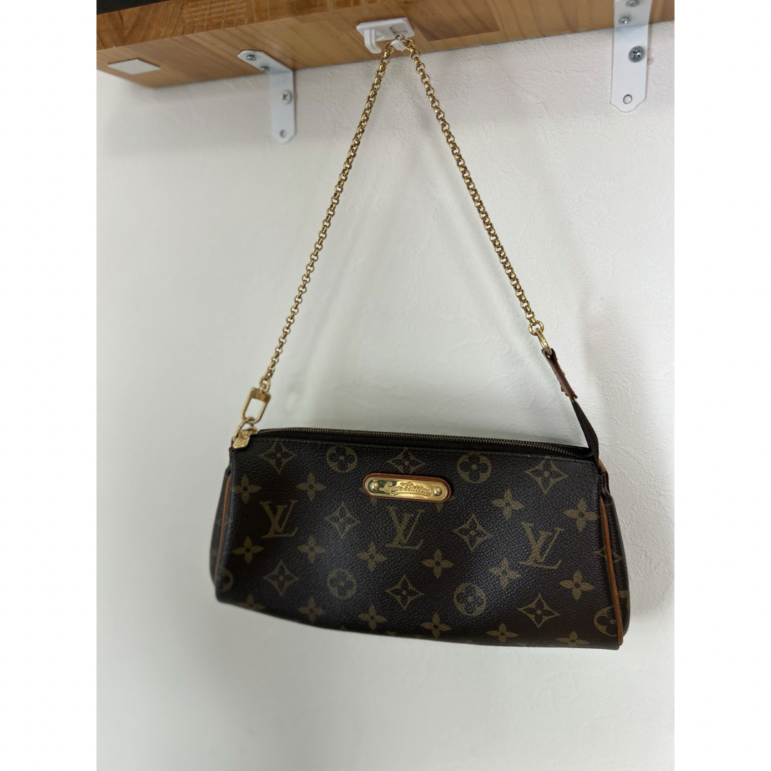 LOUIS VUITTON(ルイヴィトン)の中古　ルイヴィトン　LOUIS VUITTON エヴァ　ショルダーバッグ レディースのバッグ(ショルダーバッグ)の商品写真