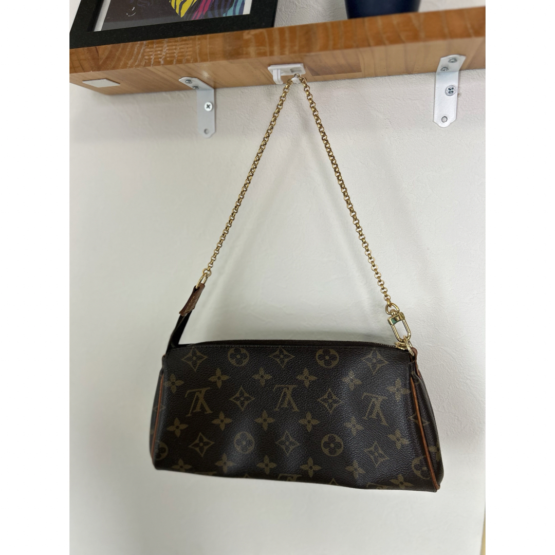 LOUIS VUITTON(ルイヴィトン)の中古　ルイヴィトン　LOUIS VUITTON エヴァ　ショルダーバッグ レディースのバッグ(ショルダーバッグ)の商品写真