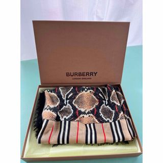 BURBERRY - ⭐︎美品⭐︎バーバリー　スネークストライプ　ストール