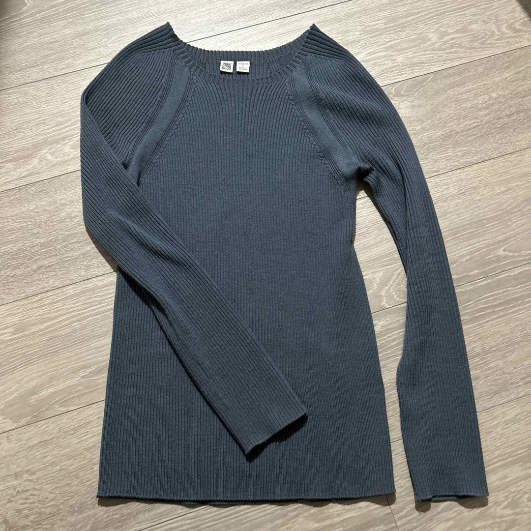 UNIQLO(ユニクロ)のUNIQLO u スモーキーブルー　ニット　L レディースのトップス(ニット/セーター)の商品写真