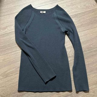 ユニクロ(UNIQLO)のUNIQLO u スモーキーブルー　ニット　L(ニット/セーター)