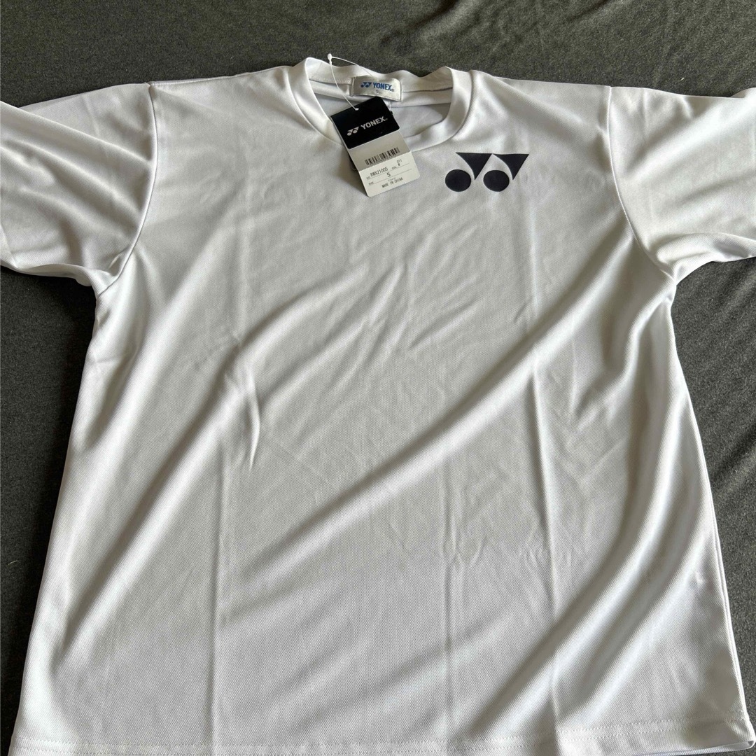 YONEX(ヨネックス)の【新品Ｓ】YONEX Tシャツ スポーツ/アウトドアのスポーツ/アウトドア その他(バドミントン)の商品写真