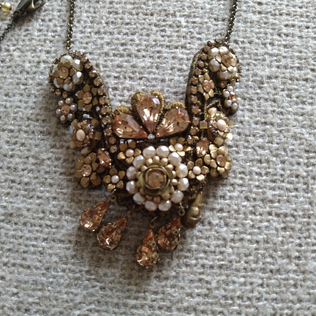 ミハエルネグリン バレッタ ネックレス ピアス リング ミハエル ミハエルネグリン バレッタ ネックレス ピアス リング ミハエル