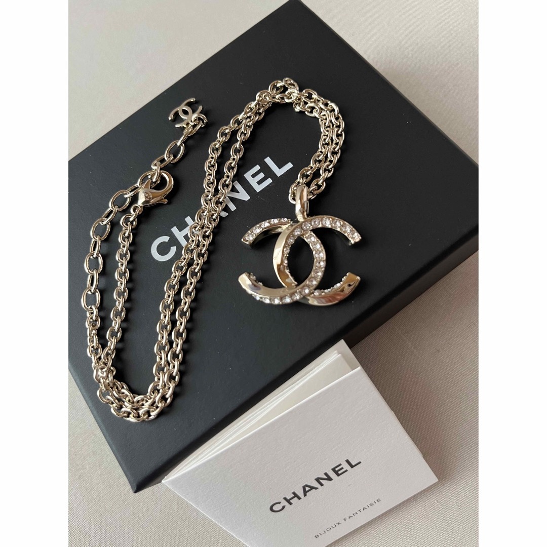 CHANEL(シャネル)の23B CHANEL シャネル　CCロゴ　ネックレス レディースのアクセサリー(ネックレス)の商品写真