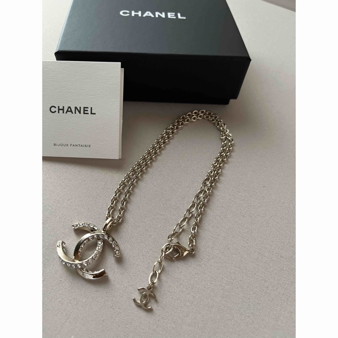 CHANEL(シャネル)の23B CHANEL シャネル　CCロゴ　ネックレス レディースのアクセサリー(ネックレス)の商品写真