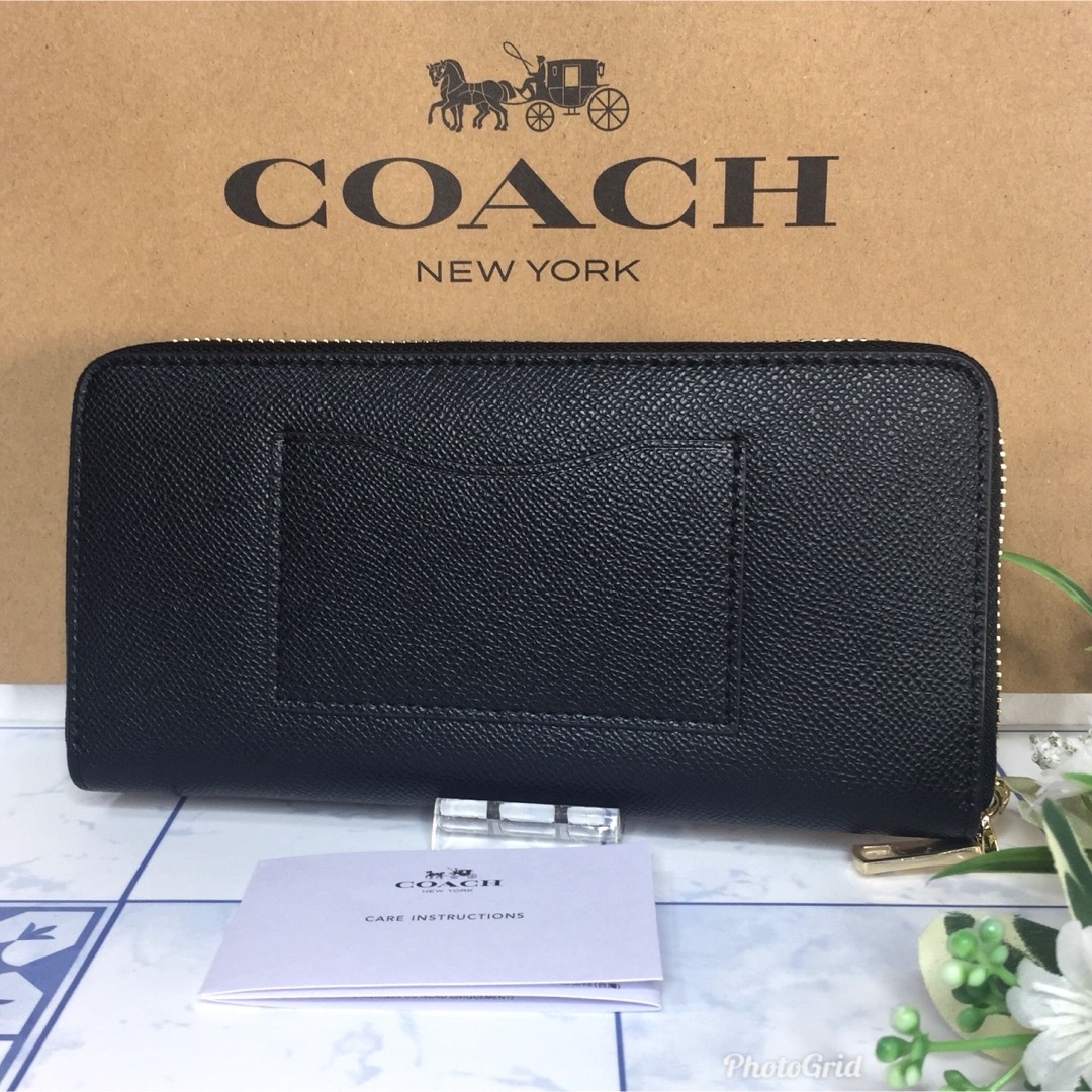 COACH(コーチ)のCOACHコーチ　長財布　シンプル　ブラック　【新品】 レディースのファッション小物(財布)の商品写真