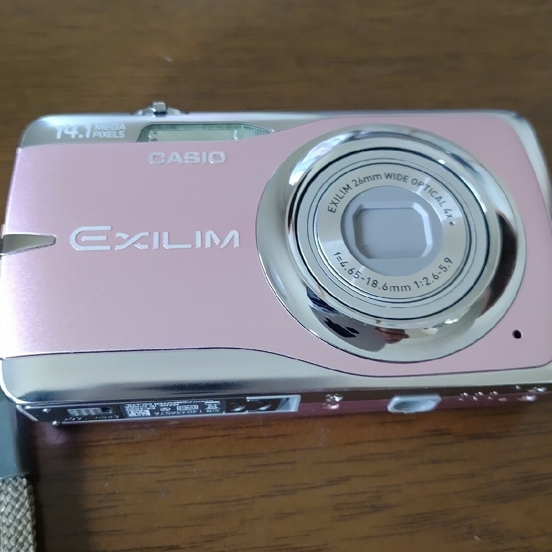 CASIO(カシオ)のカシオ EXILIM EX-Z550 デジカメ　ピンク スマホ/家電/カメラのカメラ(コンパクトデジタルカメラ)の商品写真