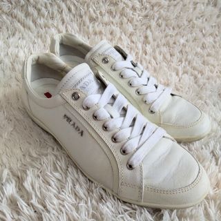 プラダ(PRADA)のプラダ レザー スニーカー ホワイト シルバーロゴ 金具 白 36.5(スニーカー)