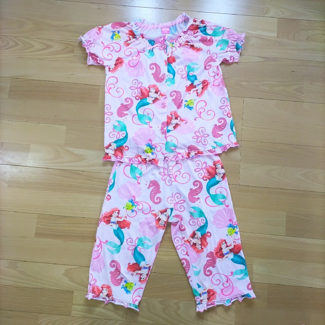半袖パジャマ 130 キッズ/ベビー/マタニティのキッズ服女の子用(90cm~)(パジャマ)の商品写真