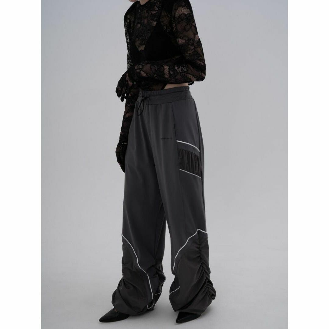 完売品 新品 neith.  Blocking Track Pants Gray レディースのパンツ(カジュアルパンツ)の商品写真