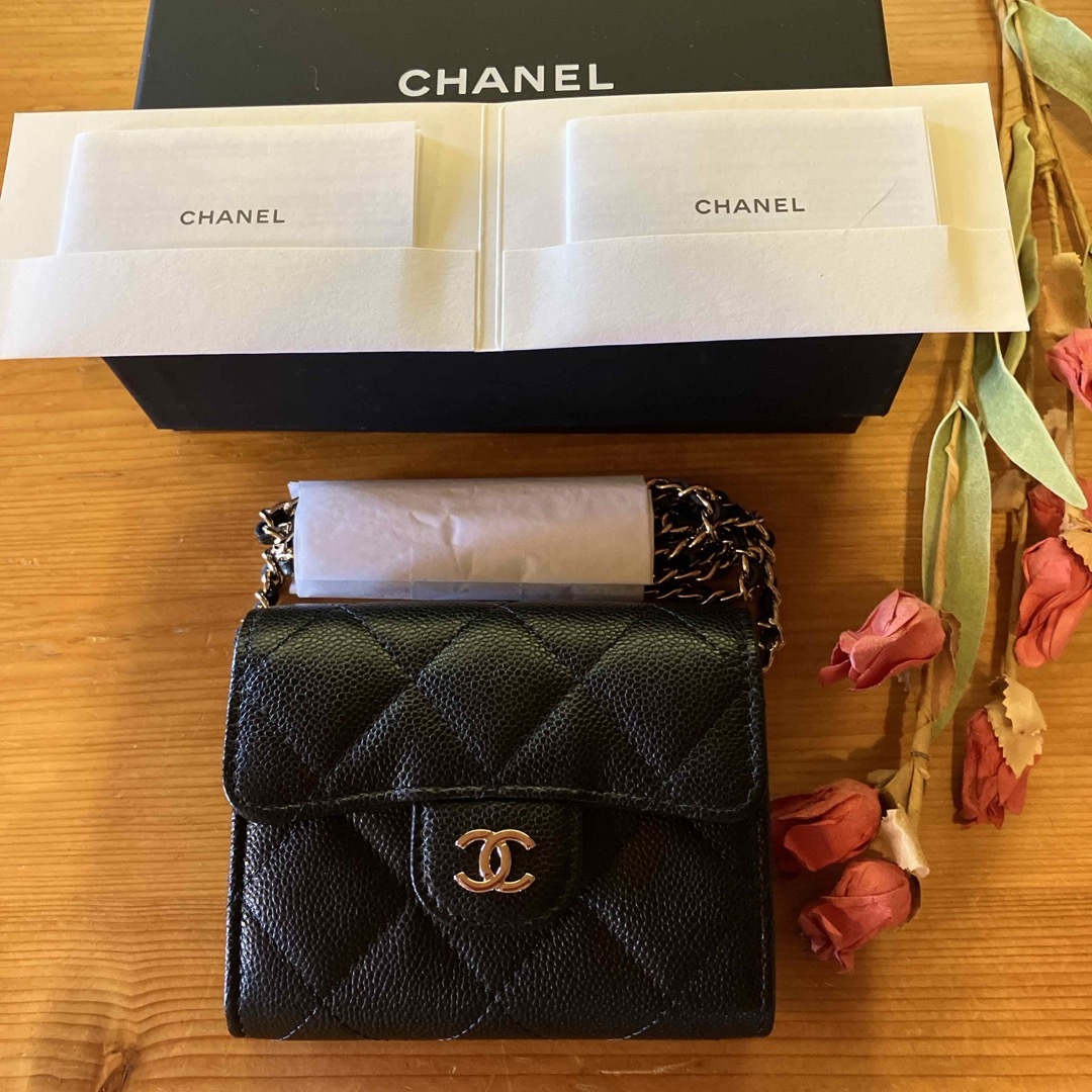 CHANEL(シャネル)のCHANEL🌹ミニチェーンウォレット💖カードケース💖ミニバッグ💖 レディースのバッグ(ショルダーバッグ)の商品写真