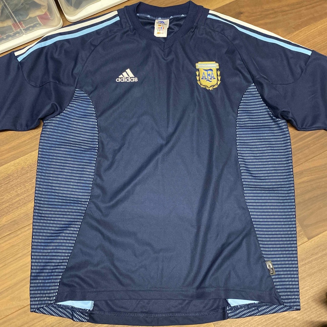 adidas(アディダス)の半袖Tシャツ？ メンズのトップス(Tシャツ/カットソー(半袖/袖なし))の商品写真