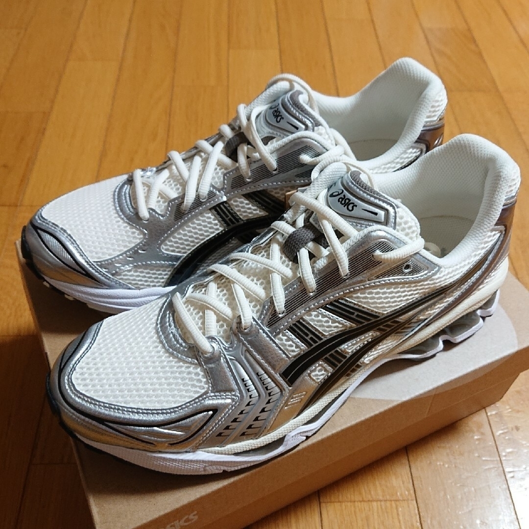 asics(アシックス)のASICS アシックス gel kayano 14 スニーカー 29 センチ メンズの靴/シューズ(スニーカー)の商品写真