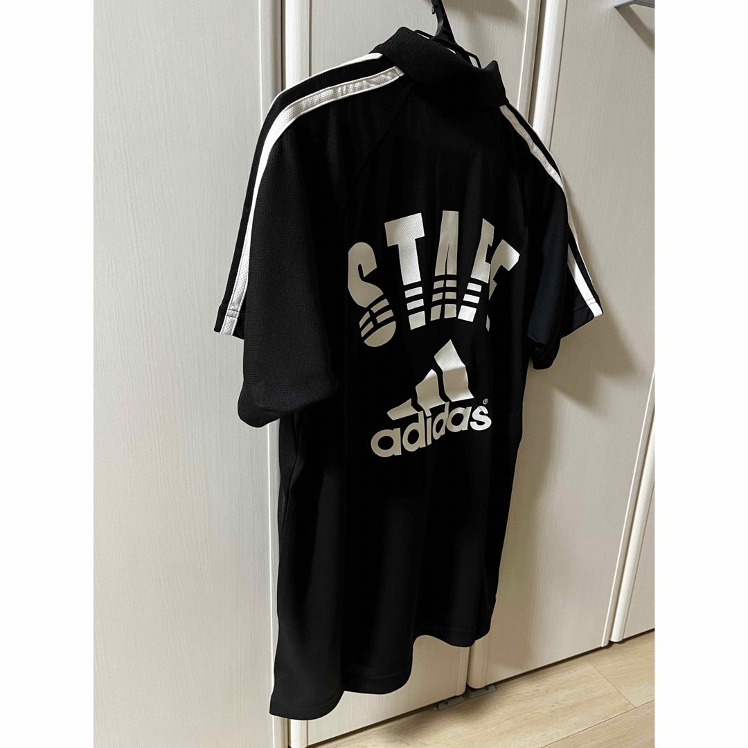 adidas(アディダス)の新品 アディダス スタッフ ポロシャツ レア 希少 adidas  半袖 シャツ メンズのトップス(ポロシャツ)の商品写真