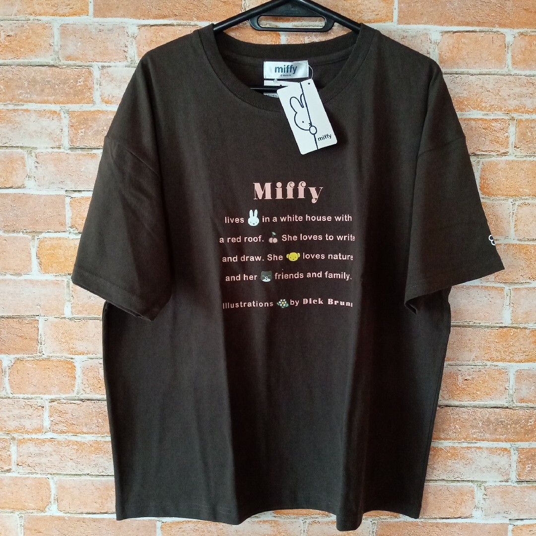 miffy(ミッフィー)の👚miffyのtシャツ。LL、ブラウン系。【新品・2024】 レディースのトップス(Tシャツ(半袖/袖なし))の商品写真