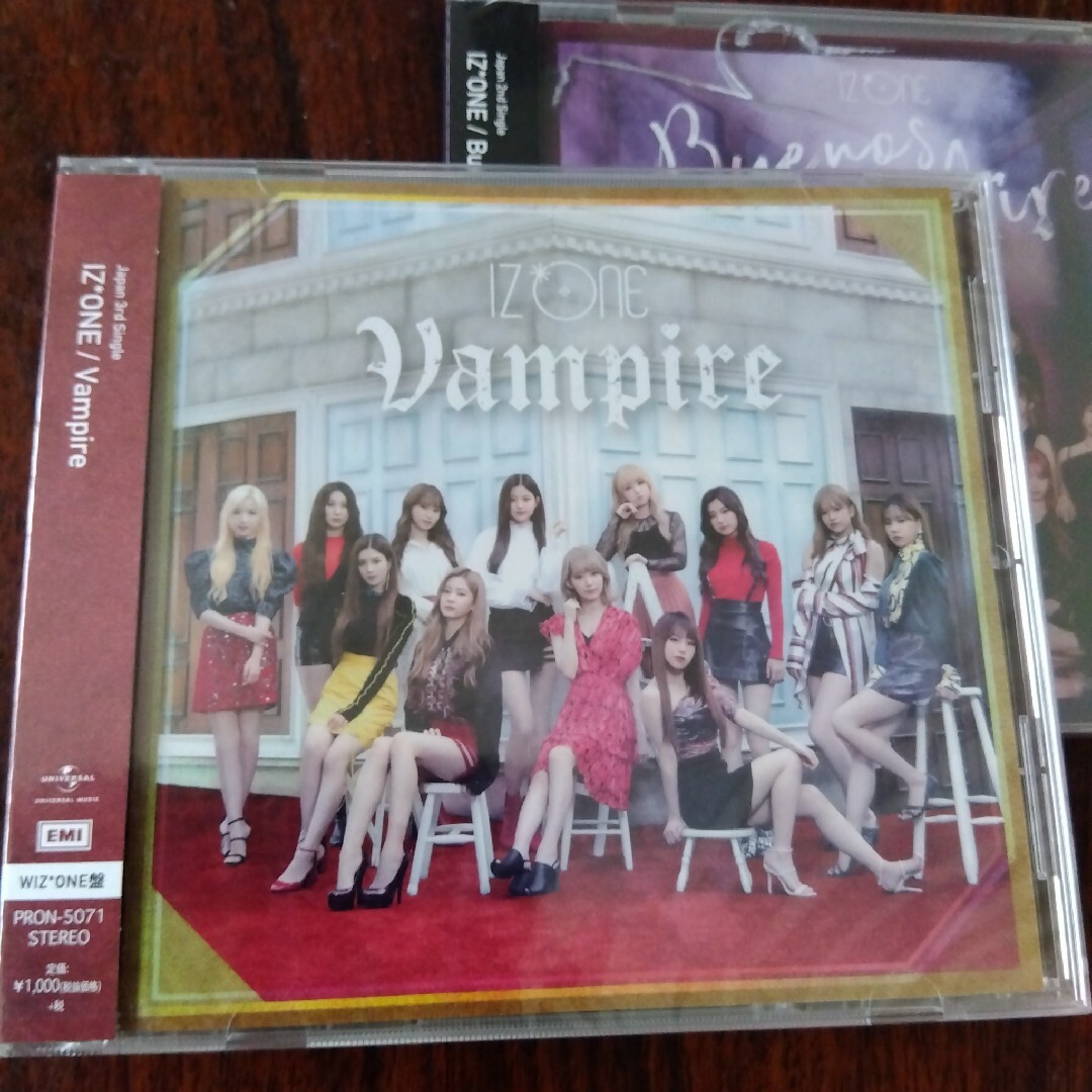 IZ*ONE(アイズワン)のＶａｍｐｉｒｅ （ＷＩＺ＊ＯＮＥ盤） ＩＺ＊ＯＮＥ　アイズワン　オマケ付き エンタメ/ホビーのCD(K-POP/アジア)の商品写真