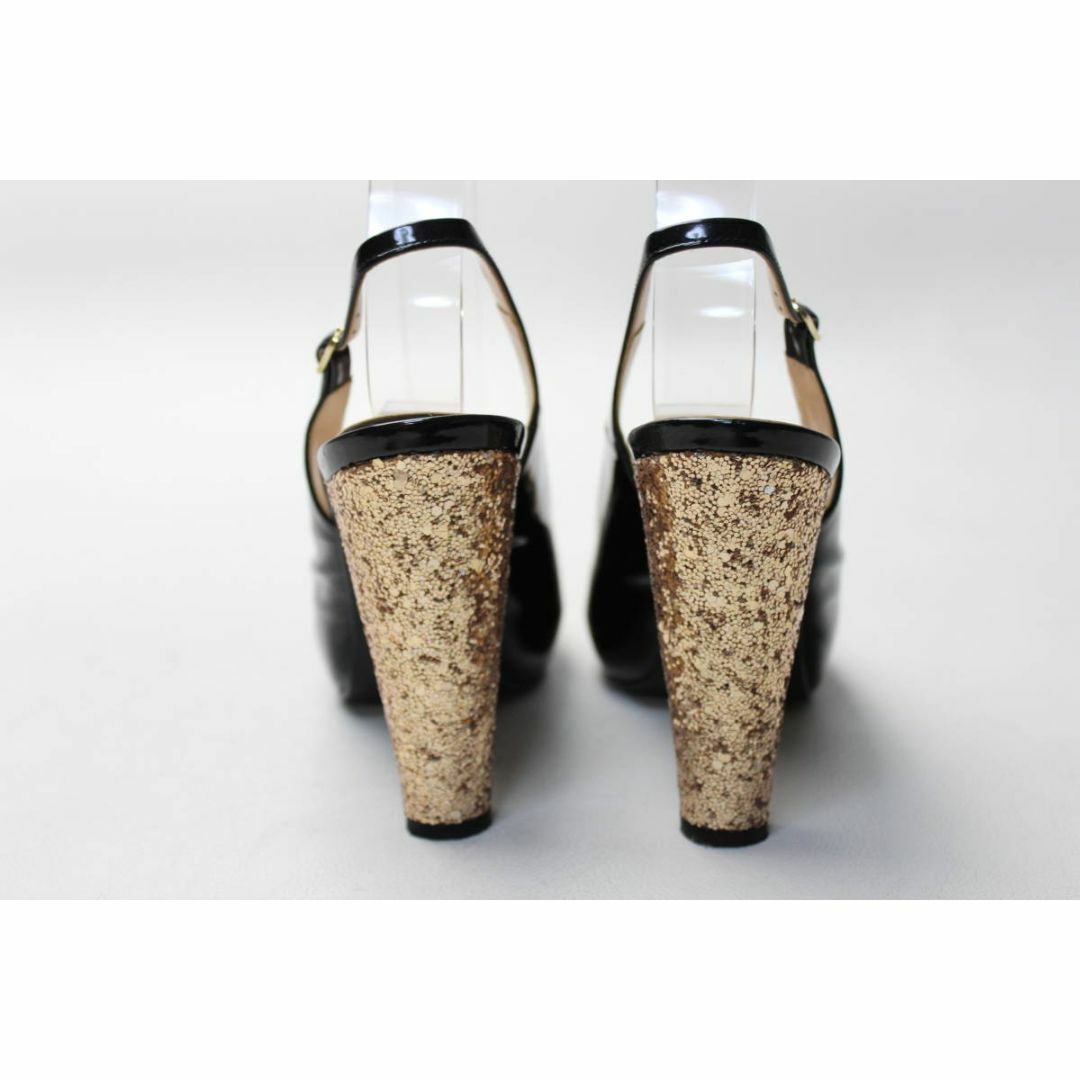 DIANA(ダイアナ)のDIANA ダイアナ バイカラーパンプス(22.5ｃｍ)美品 レディースの靴/シューズ(ハイヒール/パンプス)の商品写真