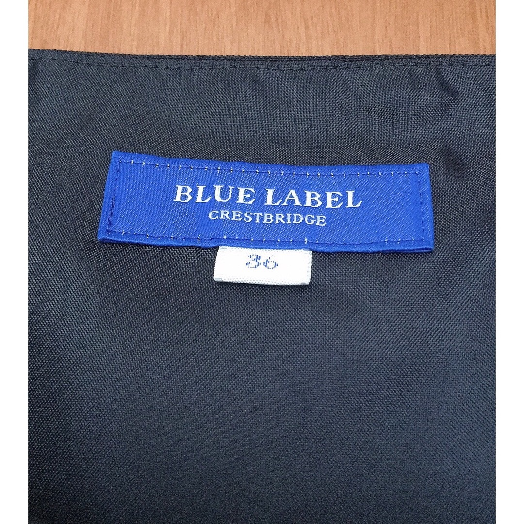 BLUE LABEL CRESTBRIDGE(ブルーレーベルクレストブリッジ)のBLUE LABEL CRESTBRIDGE ワンピース レディースのワンピース(ひざ丈ワンピース)の商品写真