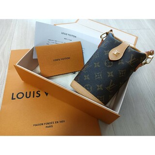 ルイヴィトン(LOUIS VUITTON)のルイヴィトン モノグラム フォールドミー ポーチ スマートフォンケース(ショルダーバッグ)