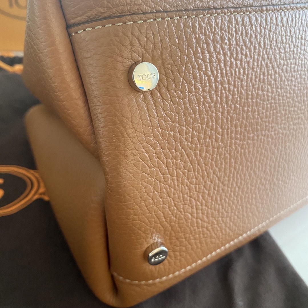 TOD'S(トッズ)のTOD’S  ロンハーマン Apa Sacca Micro Bag 別注 レディースのバッグ(ハンドバッグ)の商品写真