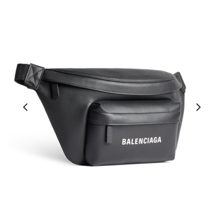 バレンシアガ(Balenciaga)のBALENCIAGA  エブリデイ ベルトバックル 552375 ブラック(ボディーバッグ)