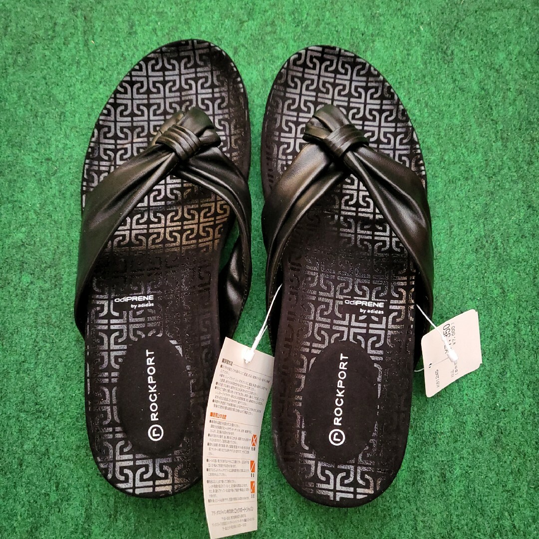 Reebok(リーボック)の新品　リーボック　サンダル　レディース レディースの靴/シューズ(サンダル)の商品写真
