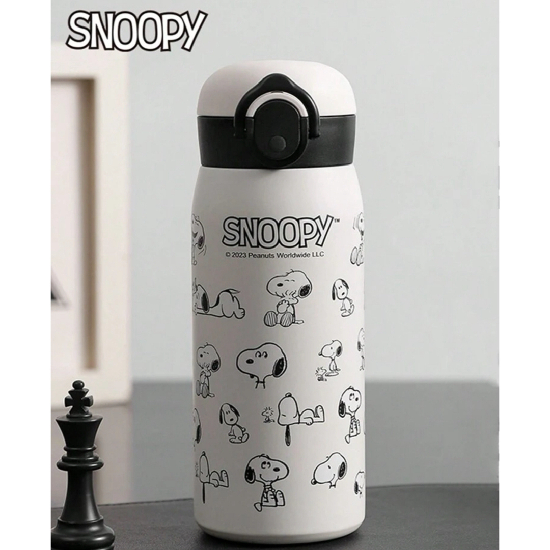 SNOOPY(スヌーピー)のスヌーピー水筒　新品未使用　保冷保温　ステンレス　お値下げ不　品薄入荷 キッズ/ベビー/マタニティの授乳/お食事用品(水筒)の商品写真