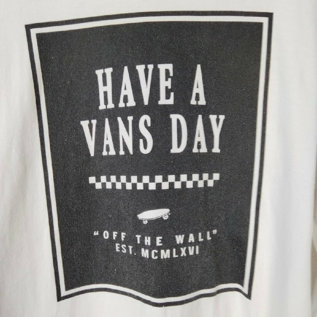 VANS(ヴァンズ)のVANS グラフィックt ロンt 長袖　ストリート　古着　アメカジ メンズのトップス(Tシャツ/カットソー(七分/長袖))の商品写真